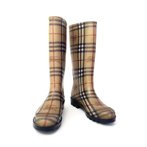 cheap burberry gumboots|burberry wardrobe sale.